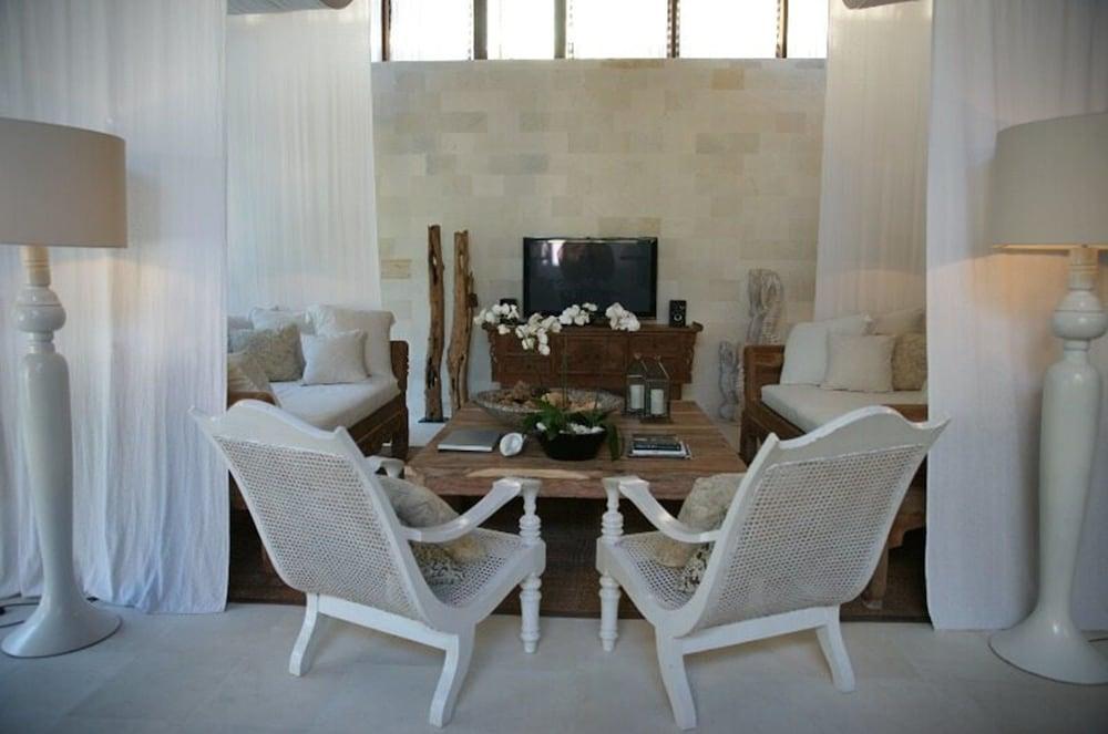 Oazia Spa Villa Bali Canggu Buitenkant foto